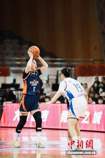 新疆女篮收官战险胜上海 以常规赛第四名晋级季