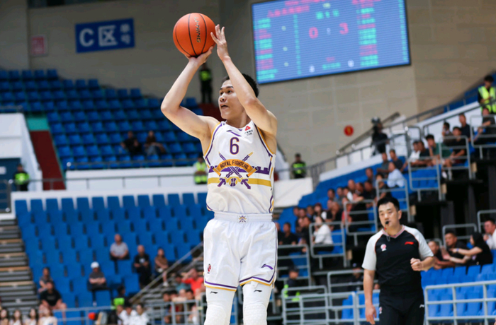 北控男篮张帆因与教练矛盾被雪藏 本赛季表现低