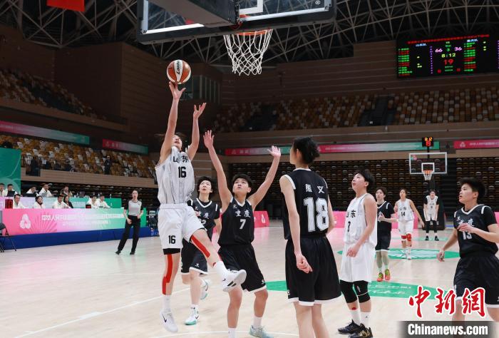 山东队大胜重庆队 陕西女篮黑马逆袭晋级决赛阶