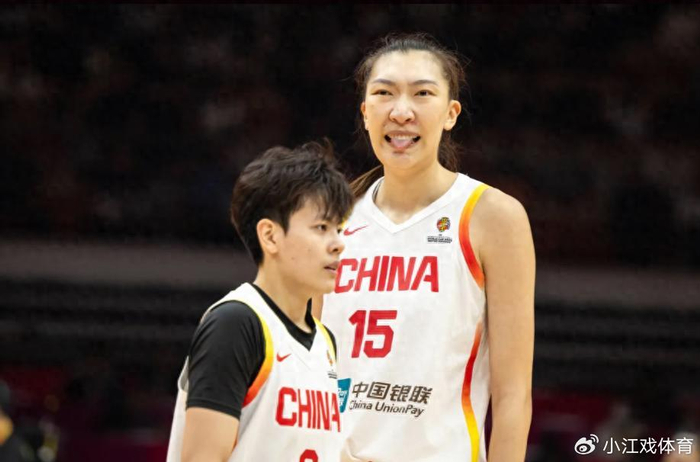 中国女篮世预赛引爆主场激情 球迷热情创纪录