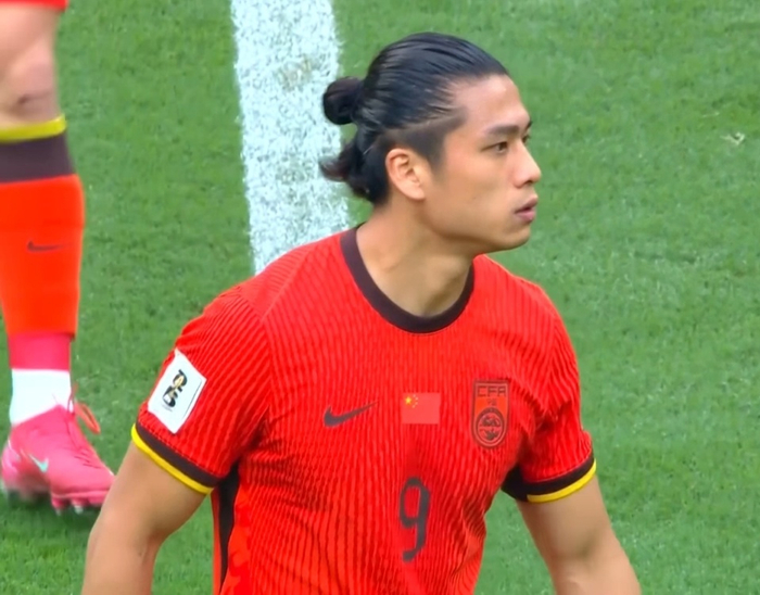 国足迎战喀麦隆！4231阵型剑指2连胜