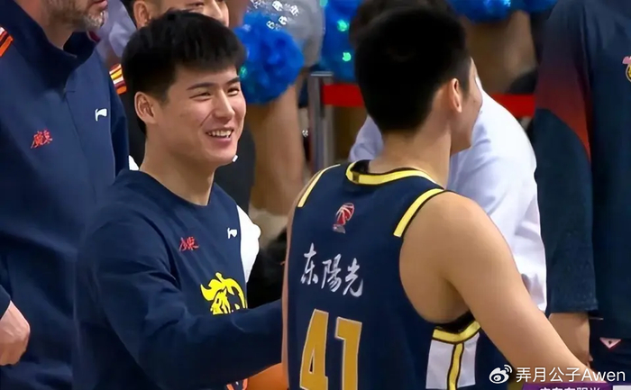 胡明轩低迷致广东惨败 上海掀翻卫冕冠军